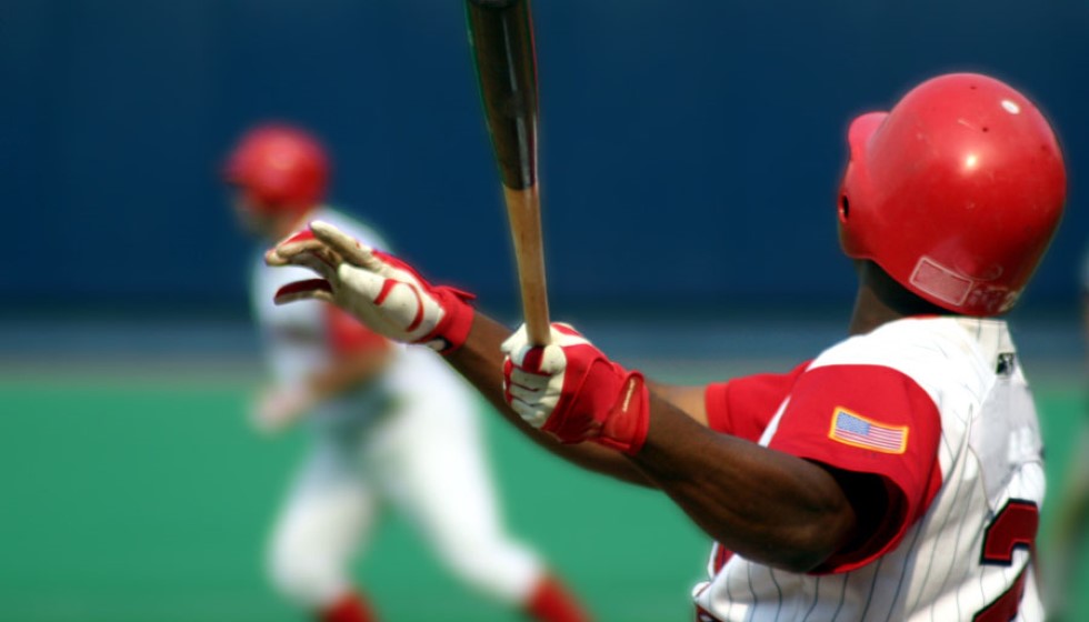 Mets Defeat Phillies 5-1 in Tense Pitching Duel at Citizens Bank Park